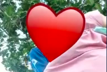 Cewek Hijab Ngentot Di Kebun Kosong