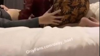 Kerudung Merah Montol Viral